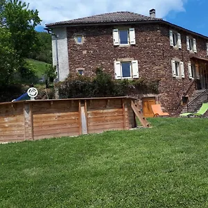 Les Paredous Hébergement de vacances