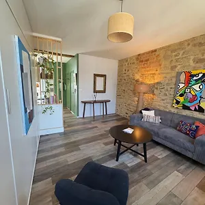  Appartement Avec Terrasse A De France